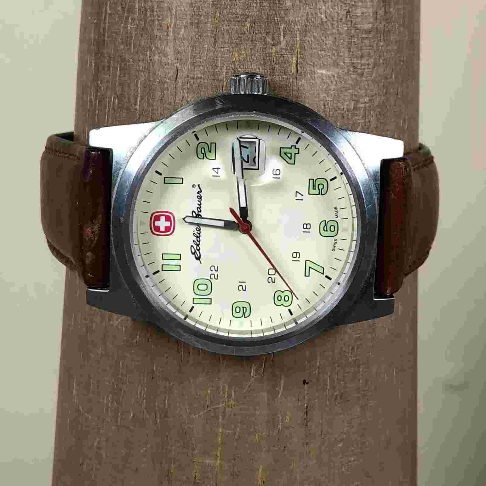 Eddie Bauer Men 7290X Brown Leather Quartz For Watch Parts Or Repair Only 8"