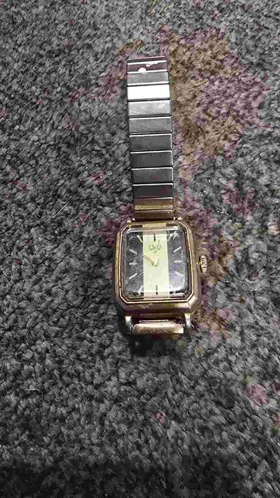 Vintage Q&Q Mechanical Watch Japan Korea Gold Tone Everything Works Fine