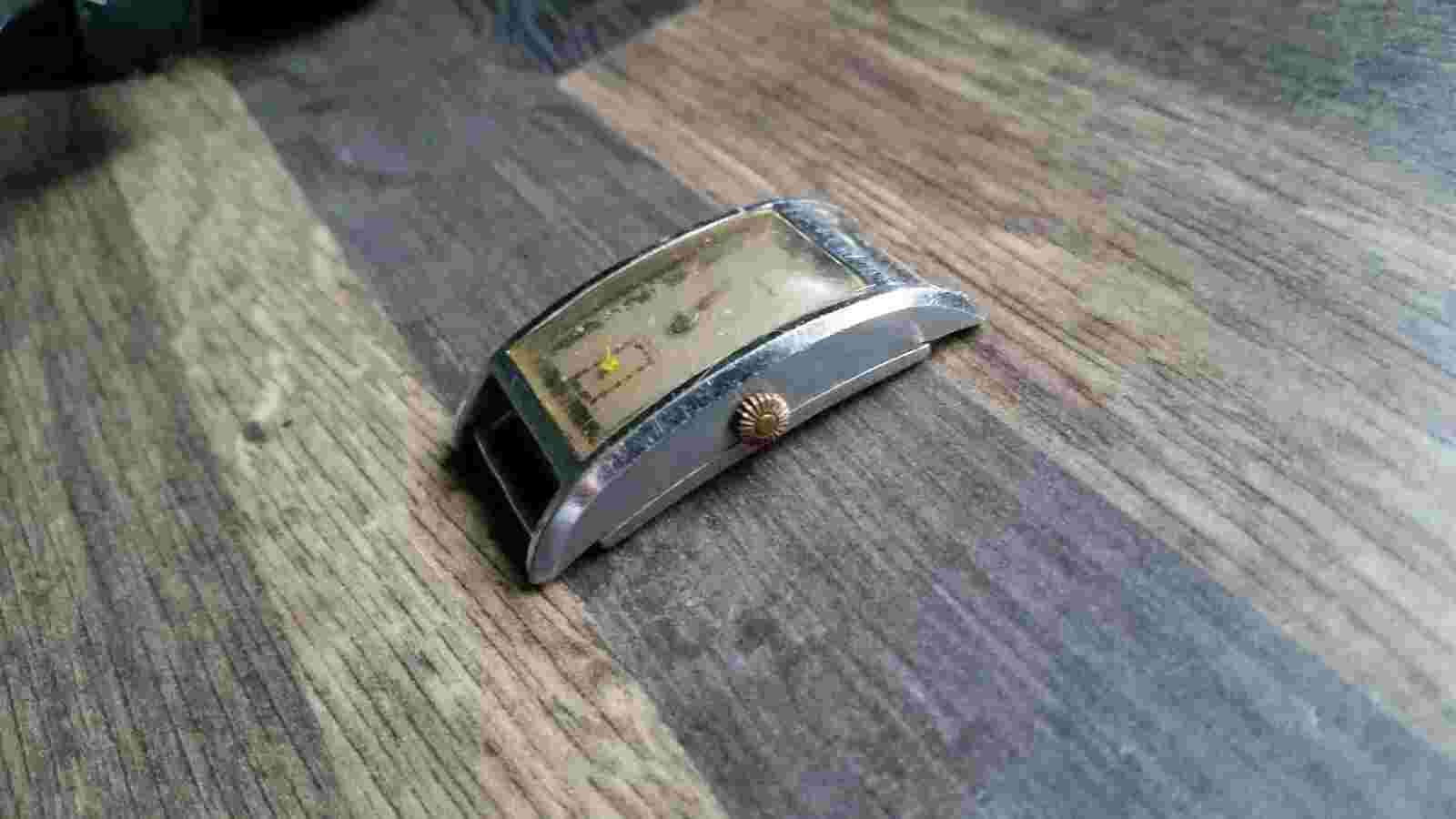 VINTAGE LARGE CURVED CASE ART DECO MEDANA -SPARES REPAIR