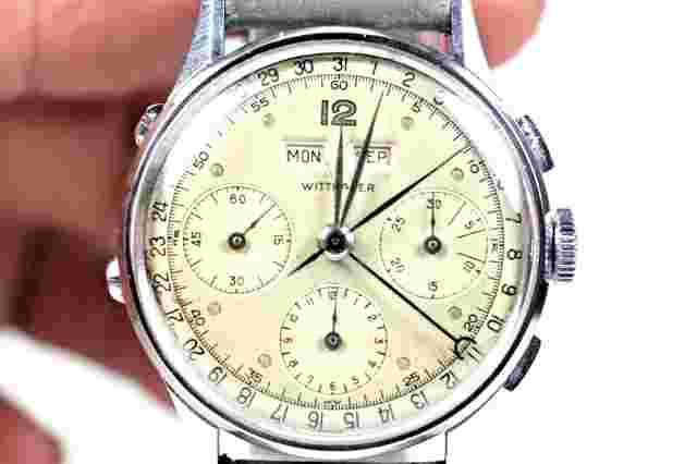 Wittnauer 3 register Triple-Date chronograph 17 jewels, Vajioux 72,  men watch