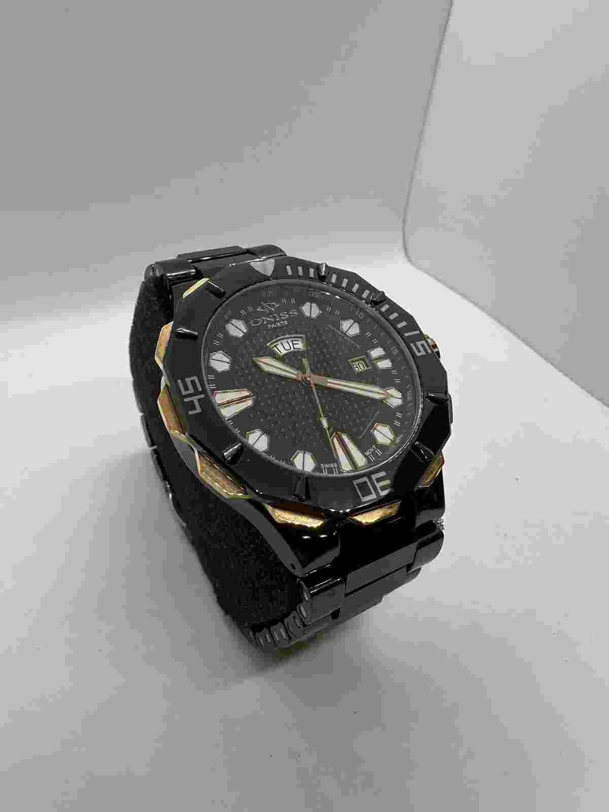 ONISS 8040 DAY-DATE BLACK CERAMIC AND GOLD!