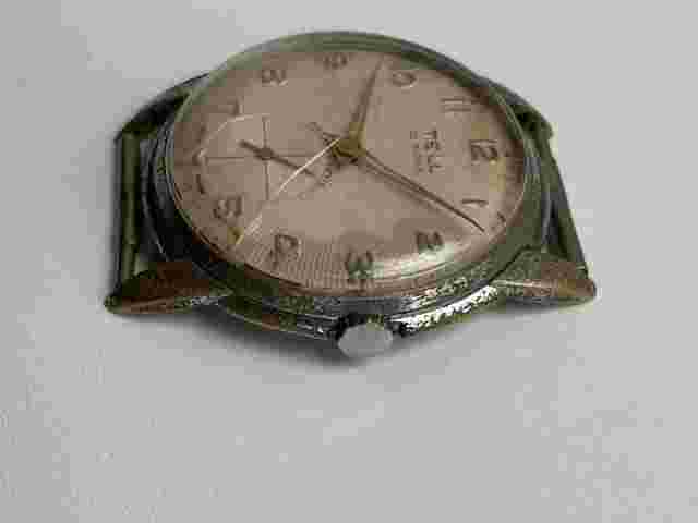 VINTAGE MEN'S WATCH TELL 21 RUBIS SWISS FOR PARTS CAL F 399 BROKEN BALANCE