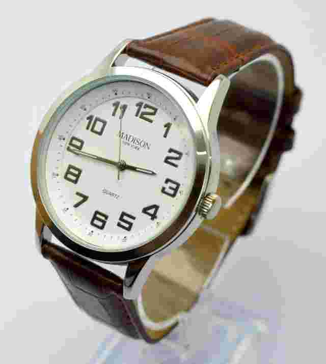 MADISON NEW YORK QUARTZ MEN'S LARGE WATCH