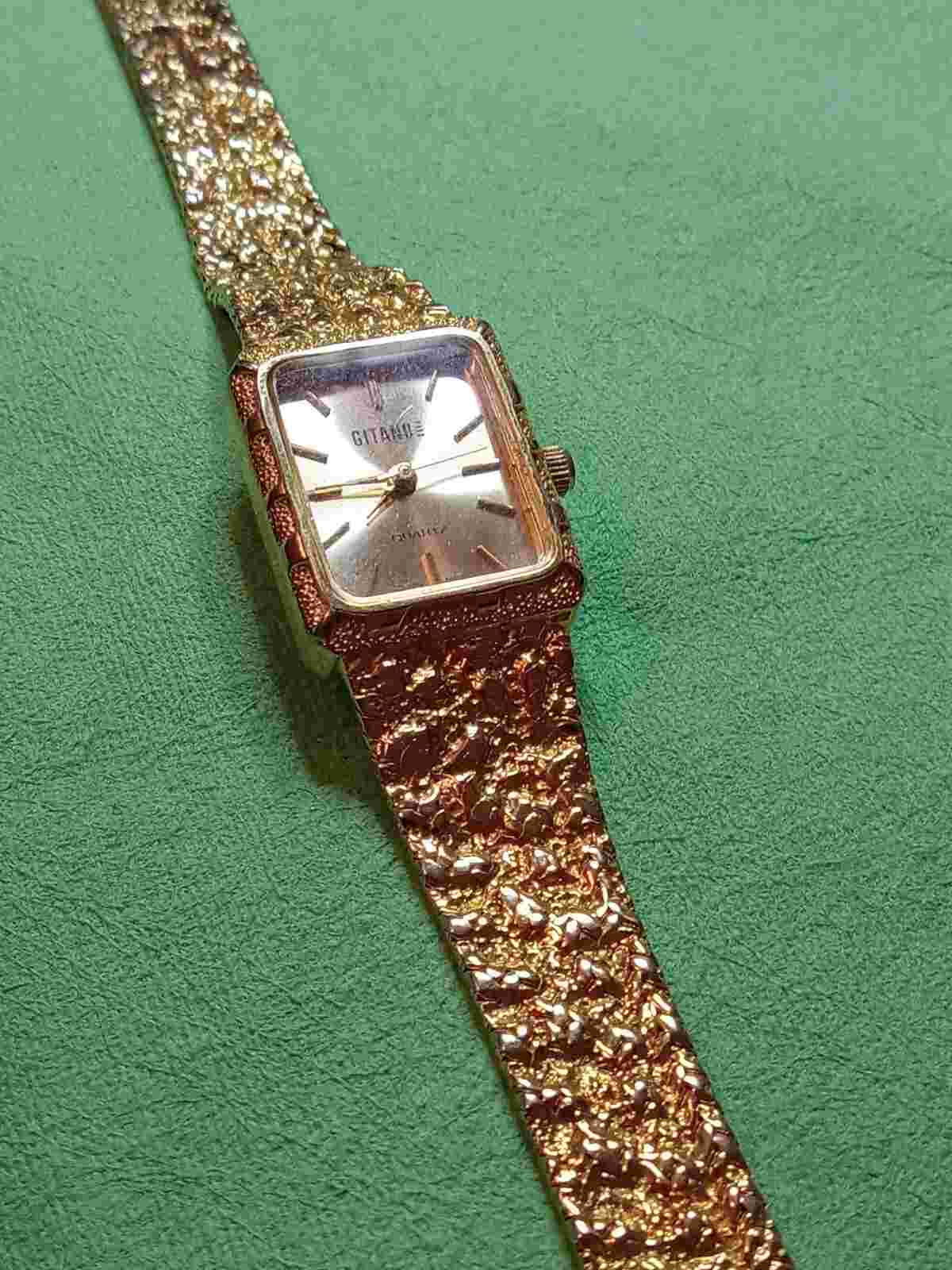 Gitano Ladies wristwatch #9412, Full Dress Mode Elegant, excellent condition