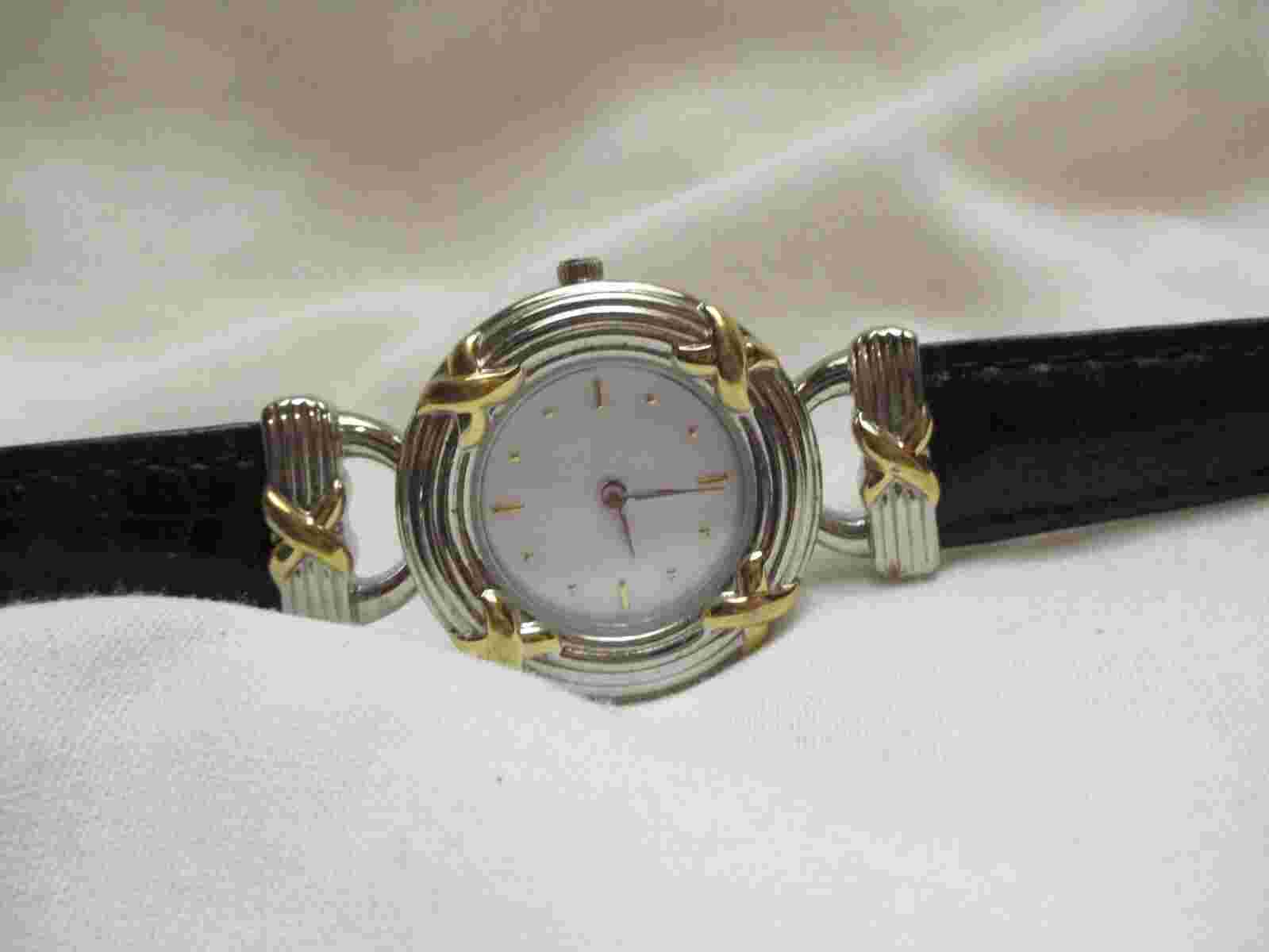Mary Kay Inc Watch Black Leather Buckle Band Silver & Gold Toned WORKING!