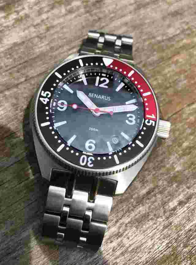 Benarus Bonito Dive Watch Bonito black red 42mm Shipped from USA