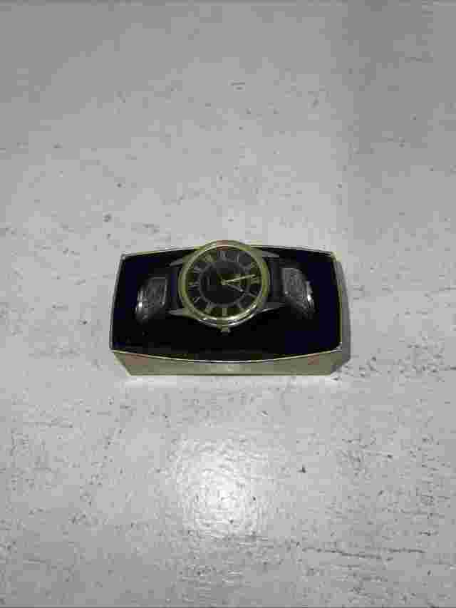 New Men’s Montana Silversmiths Black Retro Watch With Star. WATCH810 D-18