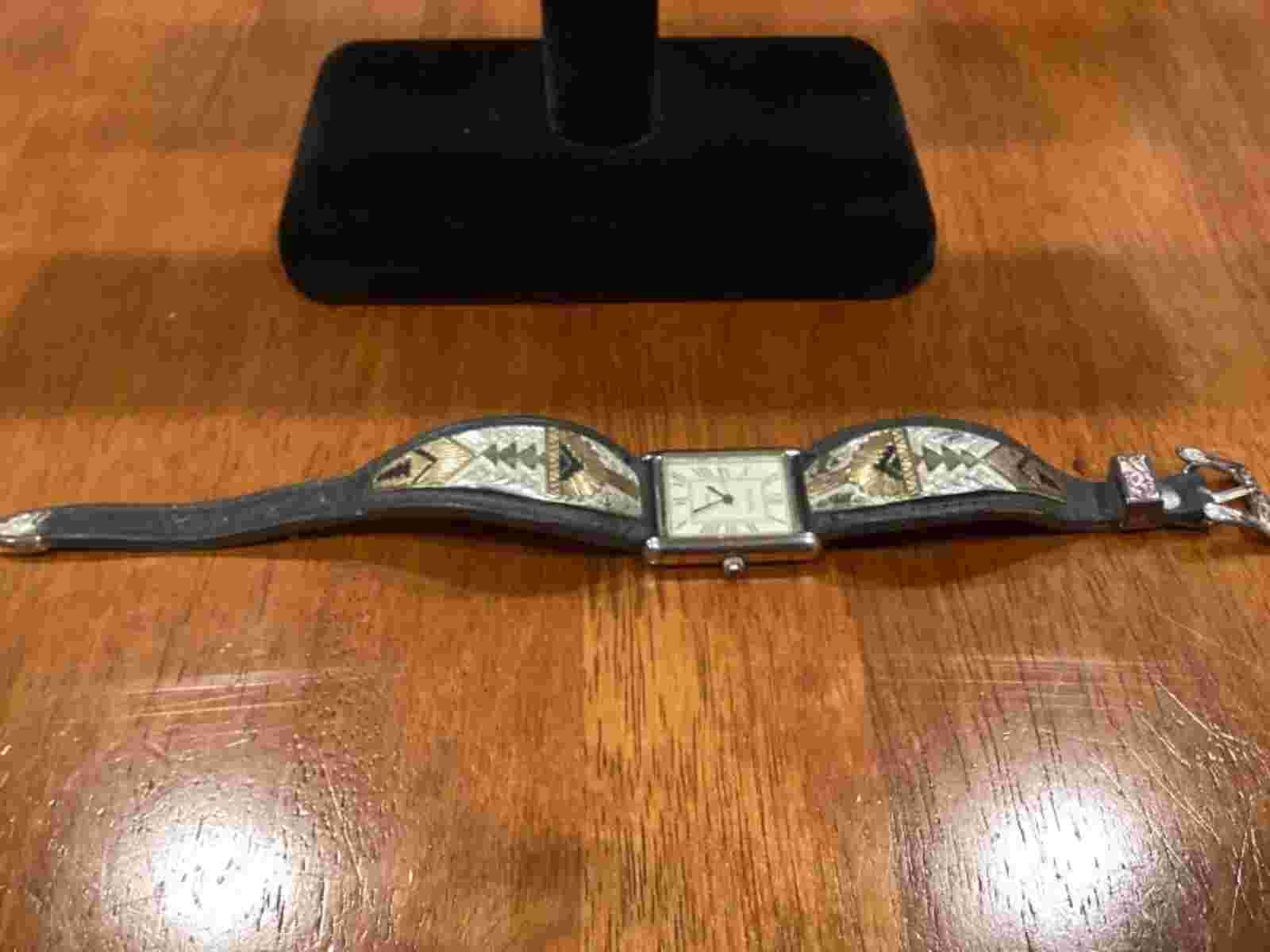 LADIES MONTANA WATCH W/NEW BATTERY VERY GOOD CONDITION W/NORMAL WEAR