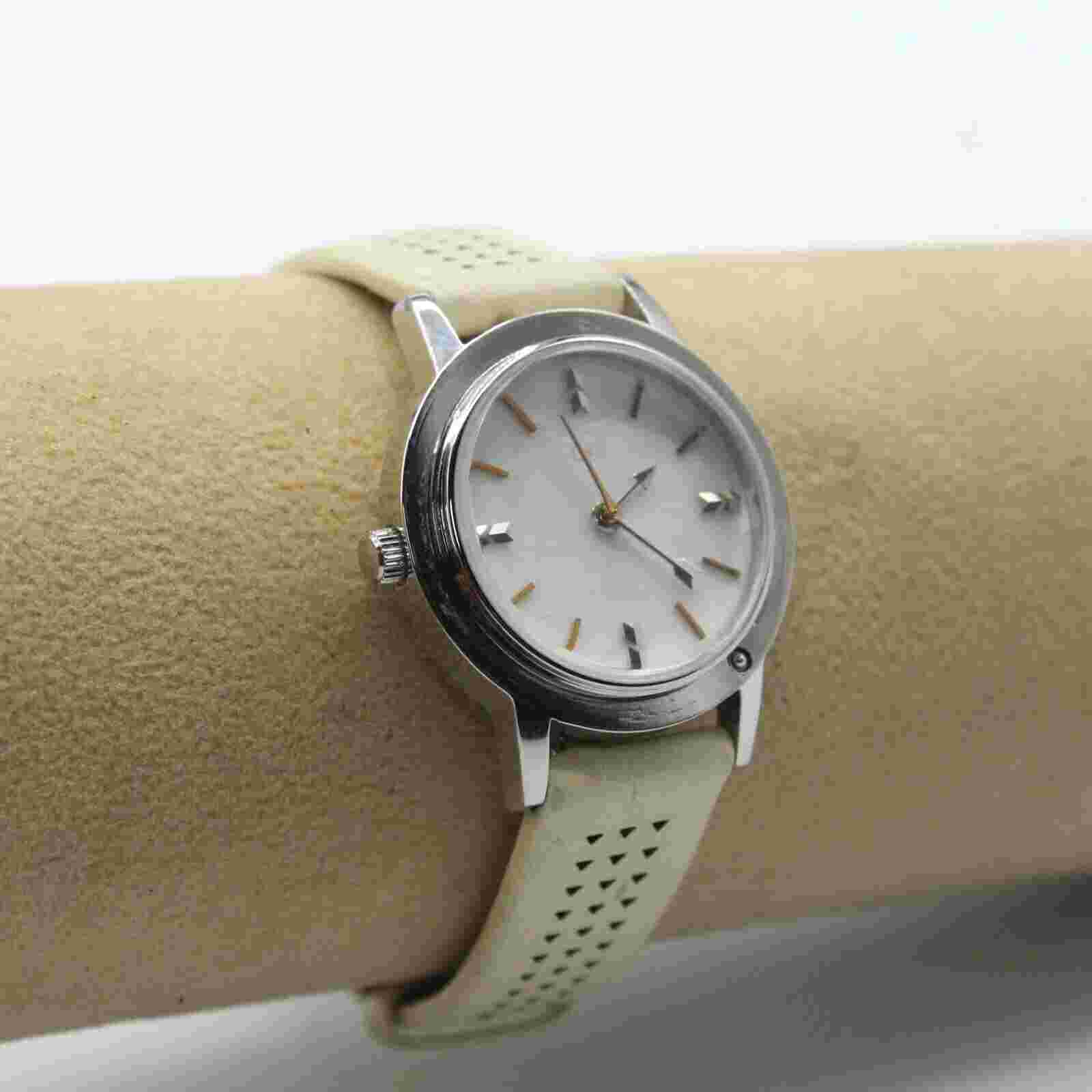 Stella & Dot Women's Casual Classic Silver Genuine Leather Quartz Analog Watch
