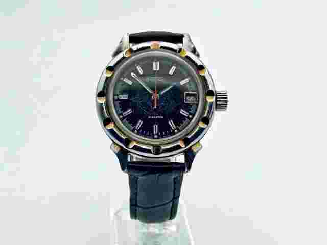 WOSTOK 2416b Vintage Self-winding Wristwatch Vostok USSR Serviced Watch