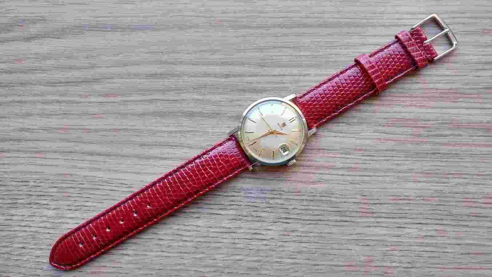 Vintage RARE 1950's Revue Automatic Cal.GT211 19 Jewels EXCELLENT