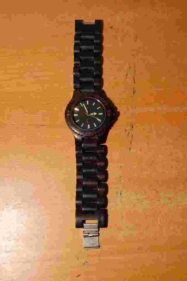 WeWood Mens CHOCOLATE Wrist Watch Made Of Wood.