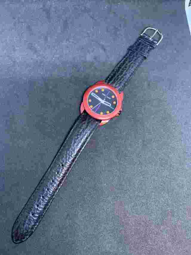 VINTAGE RARE SWISS GENUINE  QUARTZ WATCH "VOGUE" MONTRES
