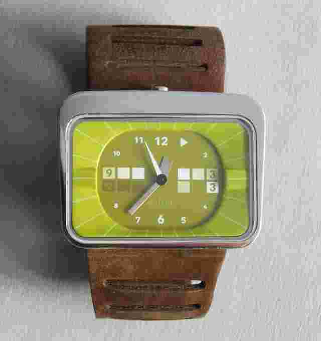 Axcent TELEVISION Watch ~ X4500 Designed by Summer