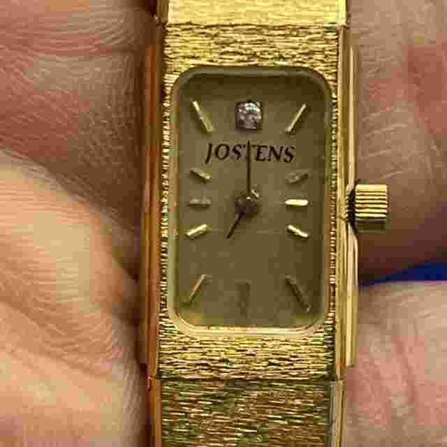 Vintage Jostens Watch Swiss Made Gold Tone Metal Strap Needs Battery