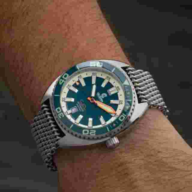 Ocean Crawler Core Diver - Spring Time 2024 - Turtle Blue - 2 Straps Included!