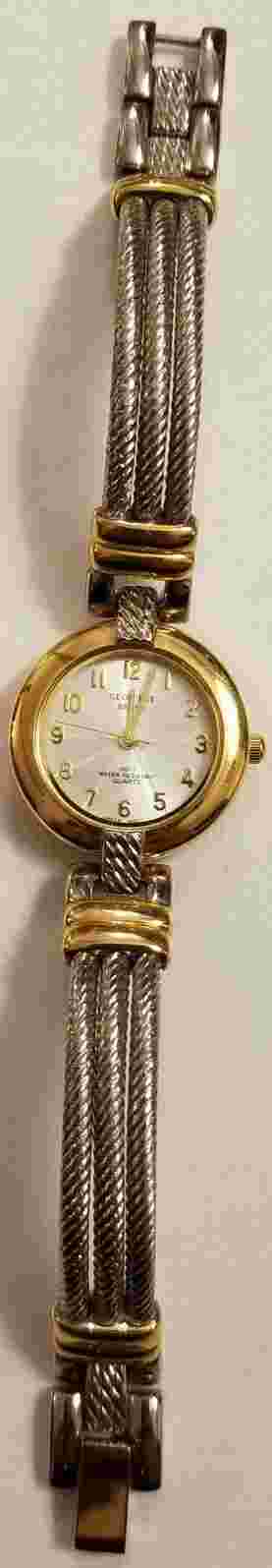 Geoffrey beene ladies quartz watch. In excellent condition. Runs great. #12