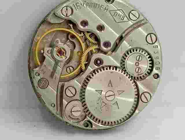 VINTAGE МАЯК Mayak 16j. USSR SOVIET watch Good Balance Main Spring Parts