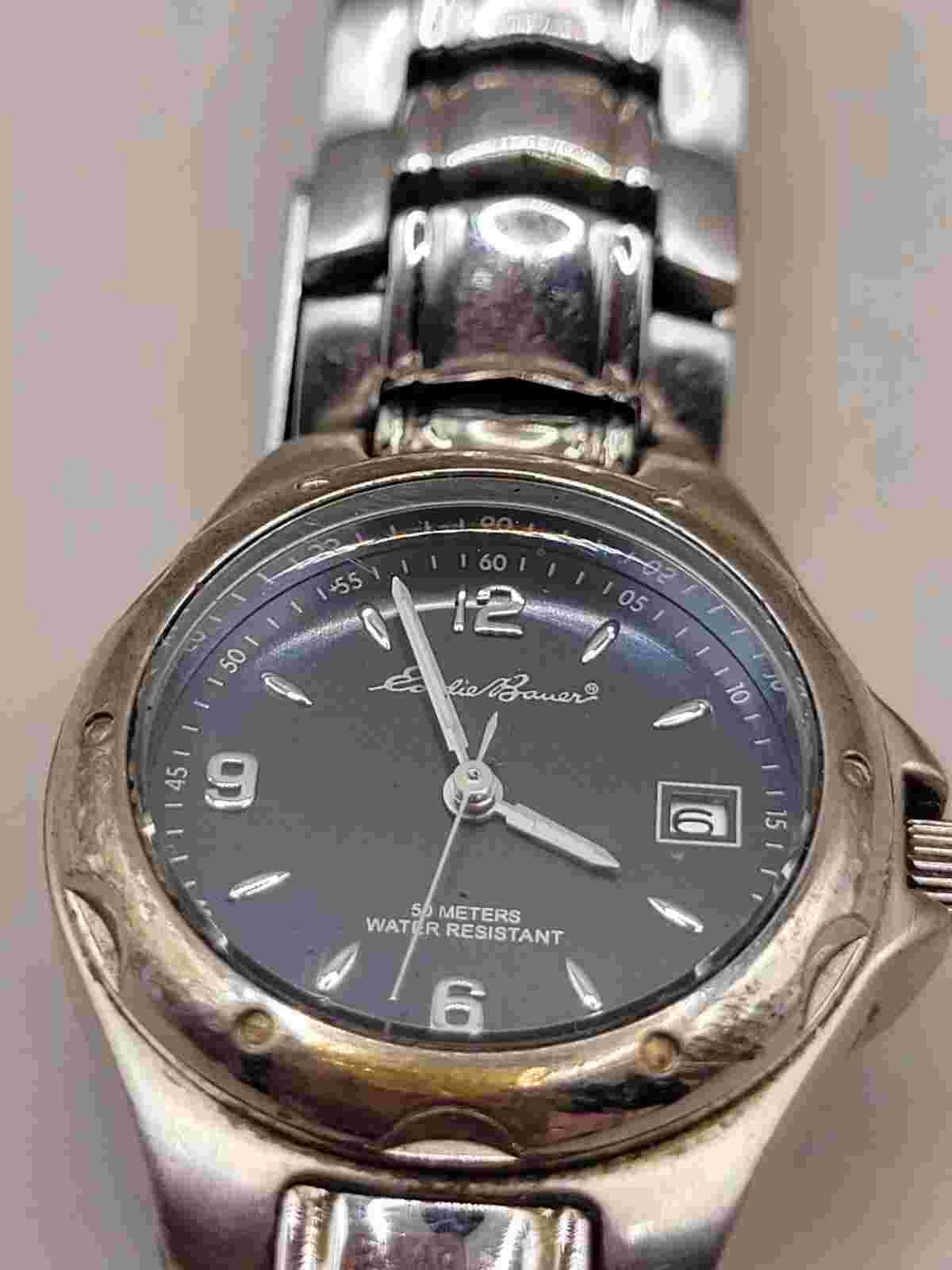 Eddie Bauer Watch Unisex Silver Tone Round 50M Day Date Working
