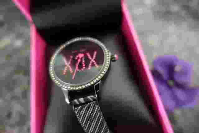 Betsey Johnson XOX watch new in box