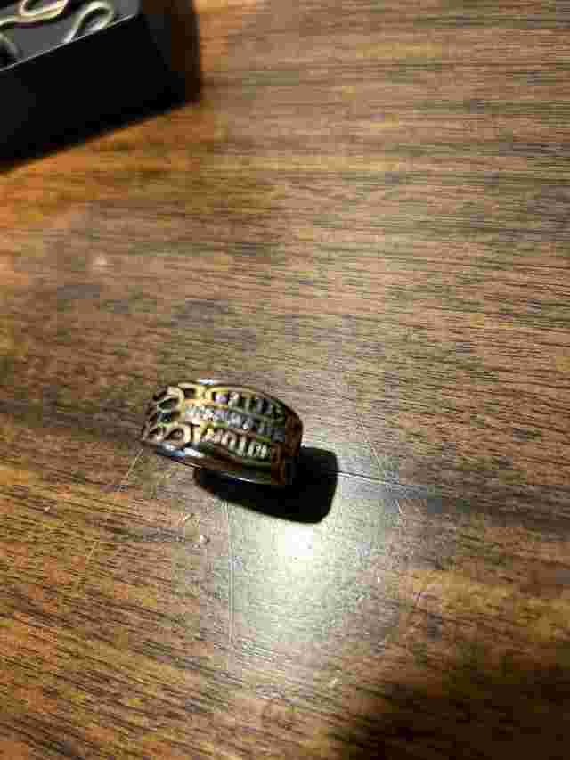 POCKEET MENS WATCH HARLYDAVIDSON WITH 10 KARAT GOLD CHAIN LOOK IN THE BACK  FOR