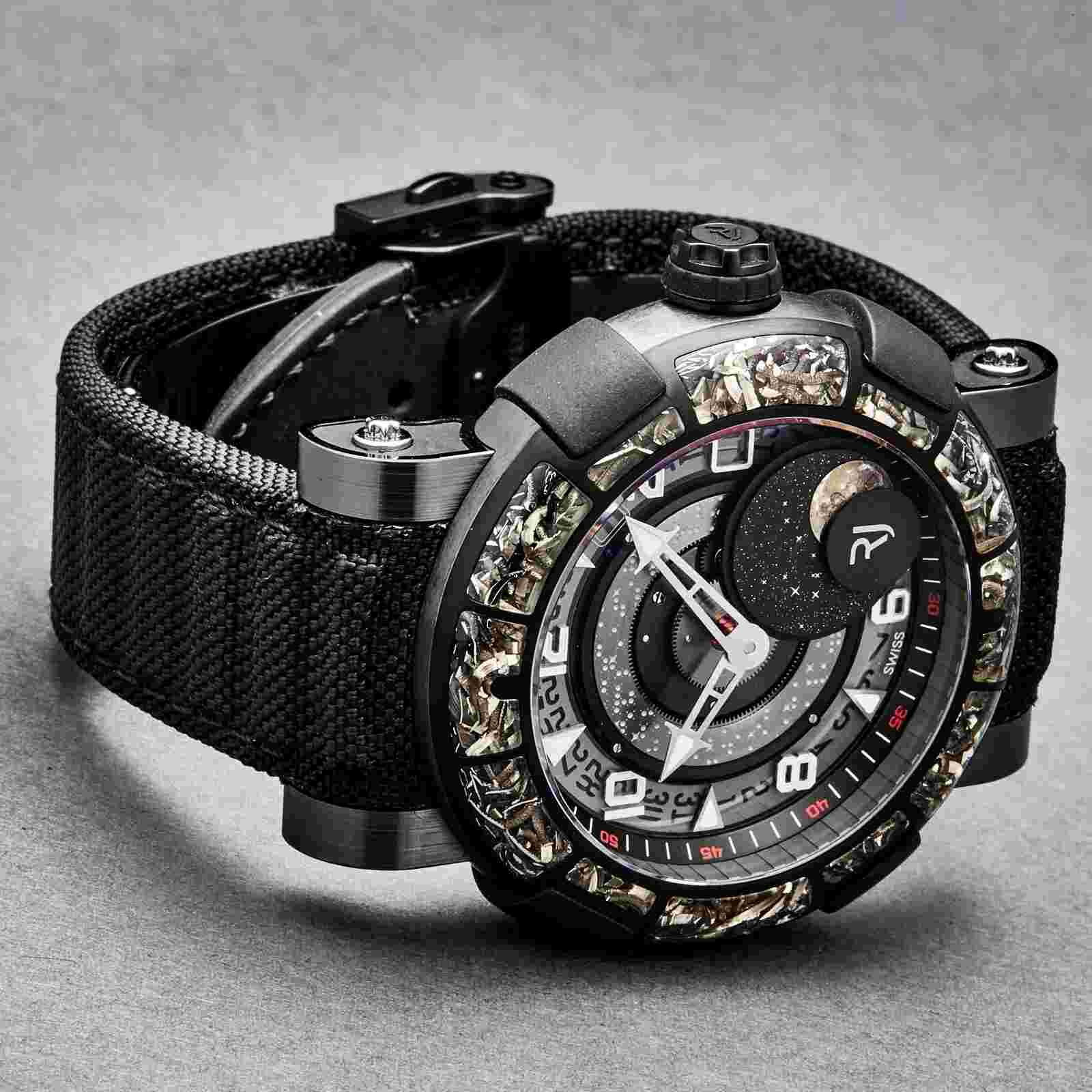 Romain Jerome 'Arraw 6919' Ceramic Moon Phase Dial 1S45L.CZCR.8023.PR.ASN19