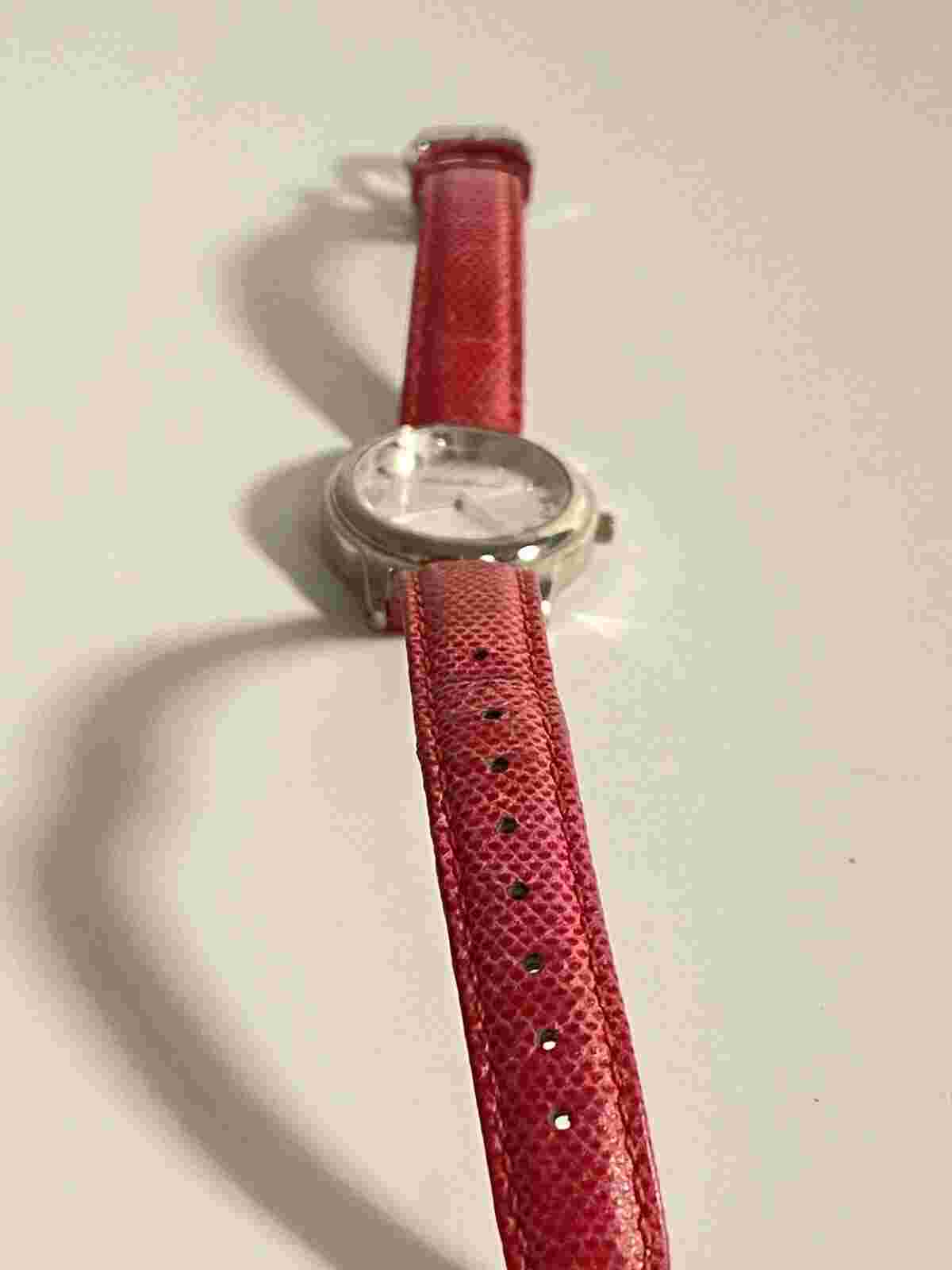 Women's pink leather #352 EDDIE BAUER 165ft Water-Resistant Watch  needs battery
