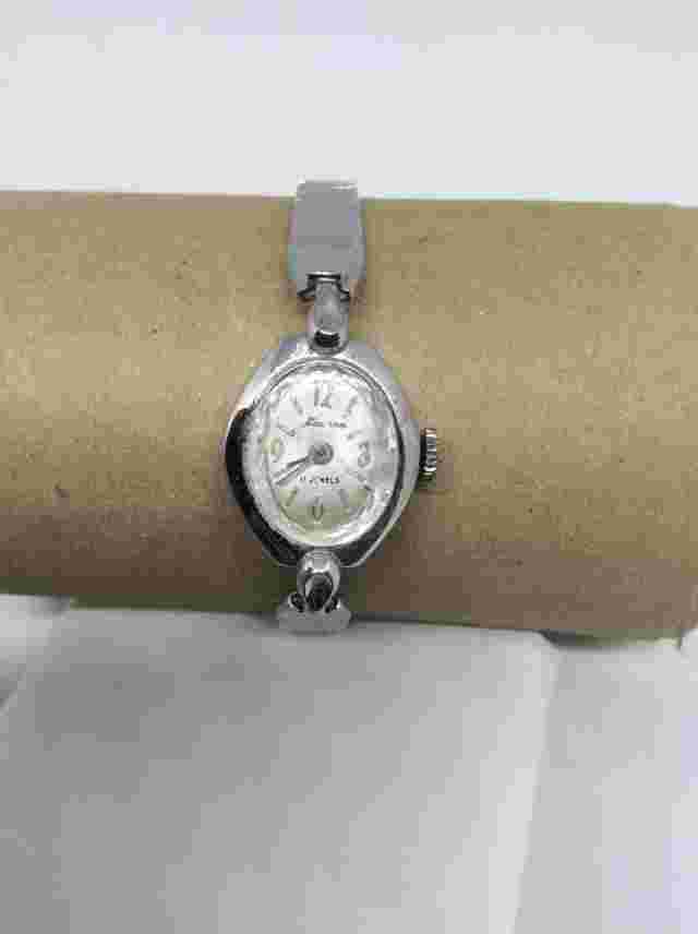 Ladies Madison 17 Jewels Watch Won’t Wind