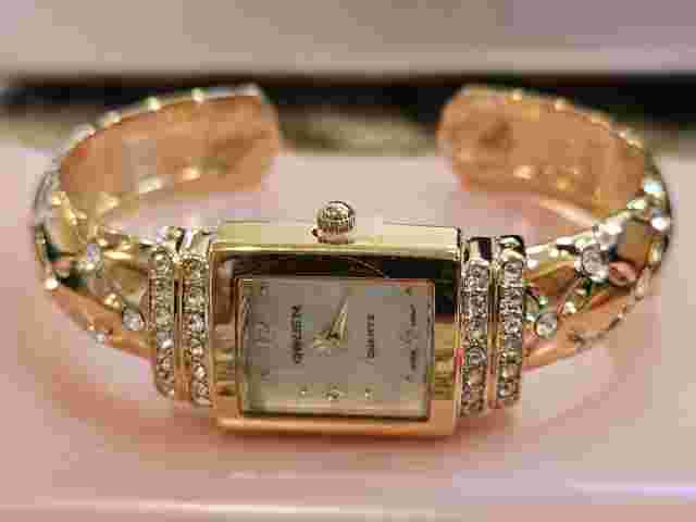 Gruen Embassy Quartz Watch Women Gold Tone Cuff - (Please See Description)