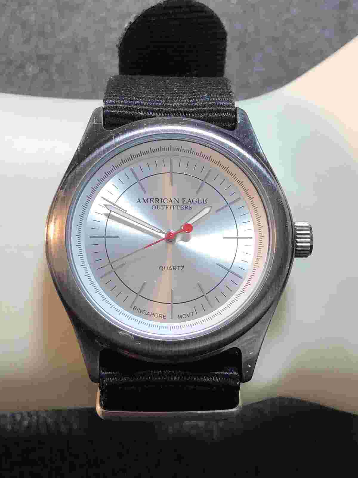 AMERICAN EAGLE Outfitters Men’s Quartz Analog Watch Wrap Around Band New Battery
