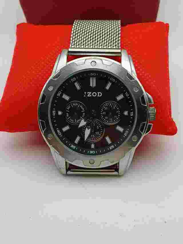 IZOD Men's Black Bracelet Watch Need Batteries