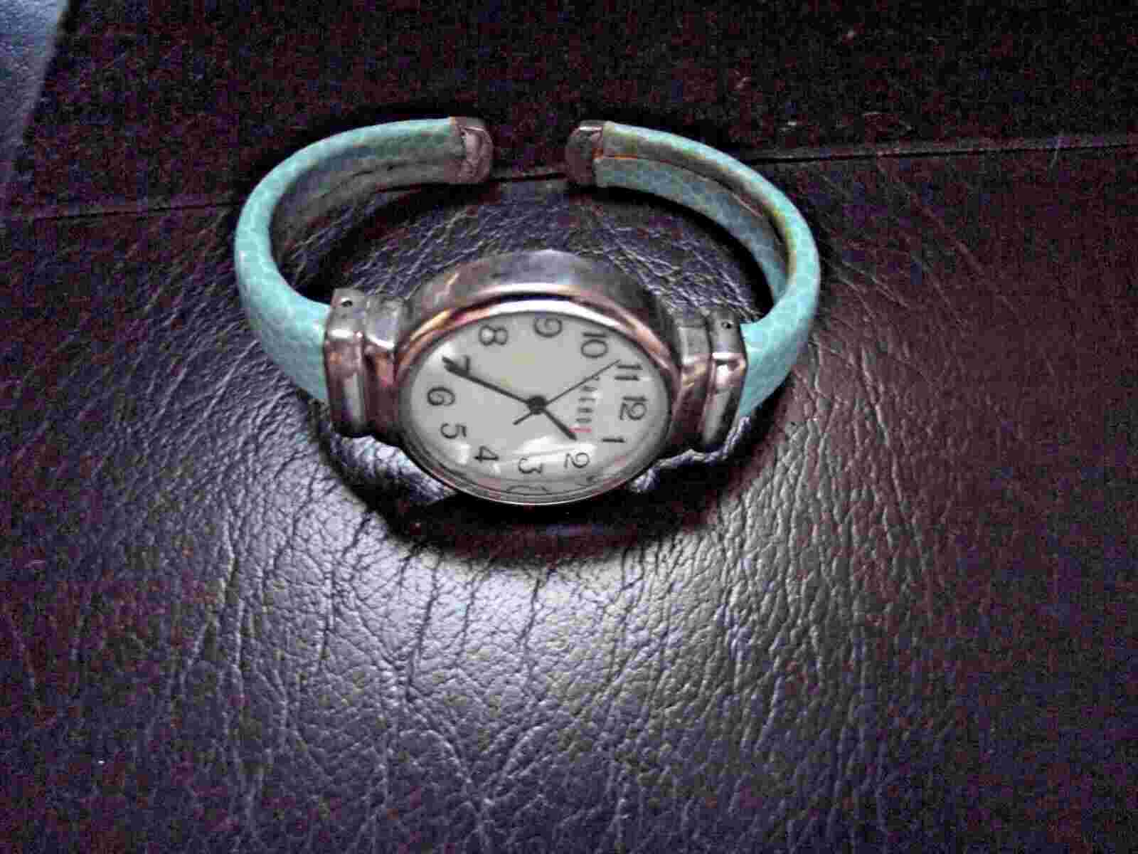 Nice TRENDZ Silver Plated Water Resistant Women's Watch - Needs Battery