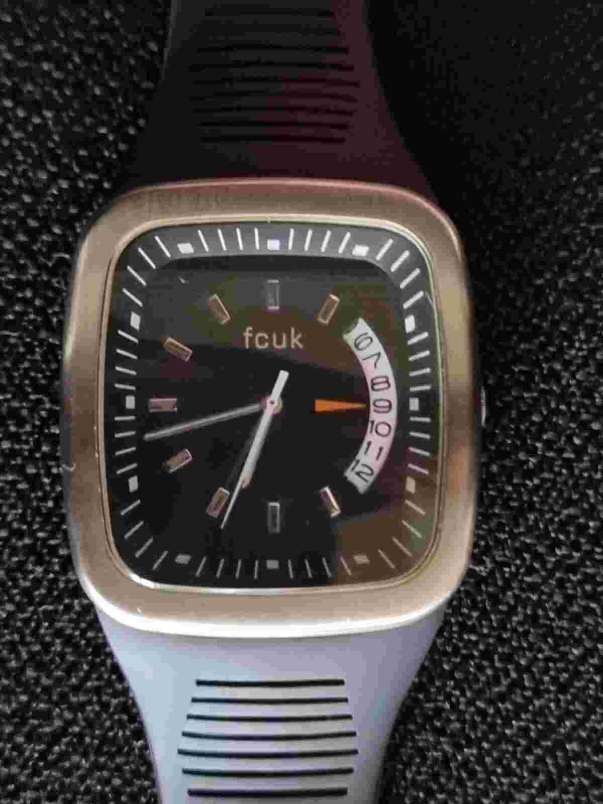 FRENCH CONNECTION FCUK TIME WATCH SAMPLE BLACK & CHROME DATE DIAL SILICONE STRAP