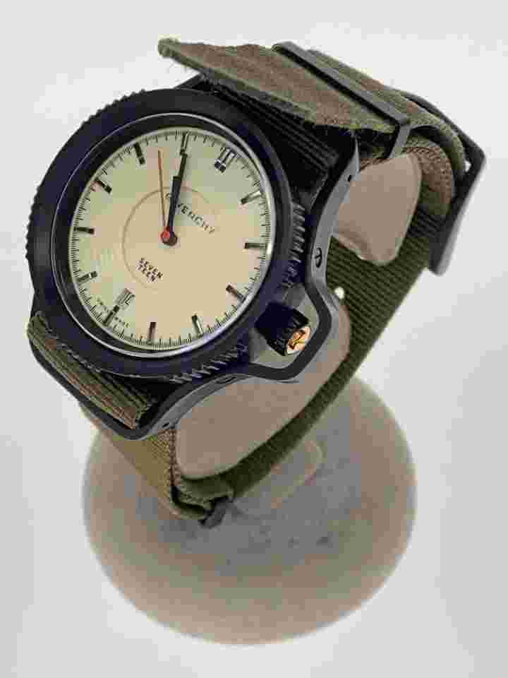 GIVENCHY Seventeen Watch Analog Leather Canvas Ivory Near Mint JAPAN