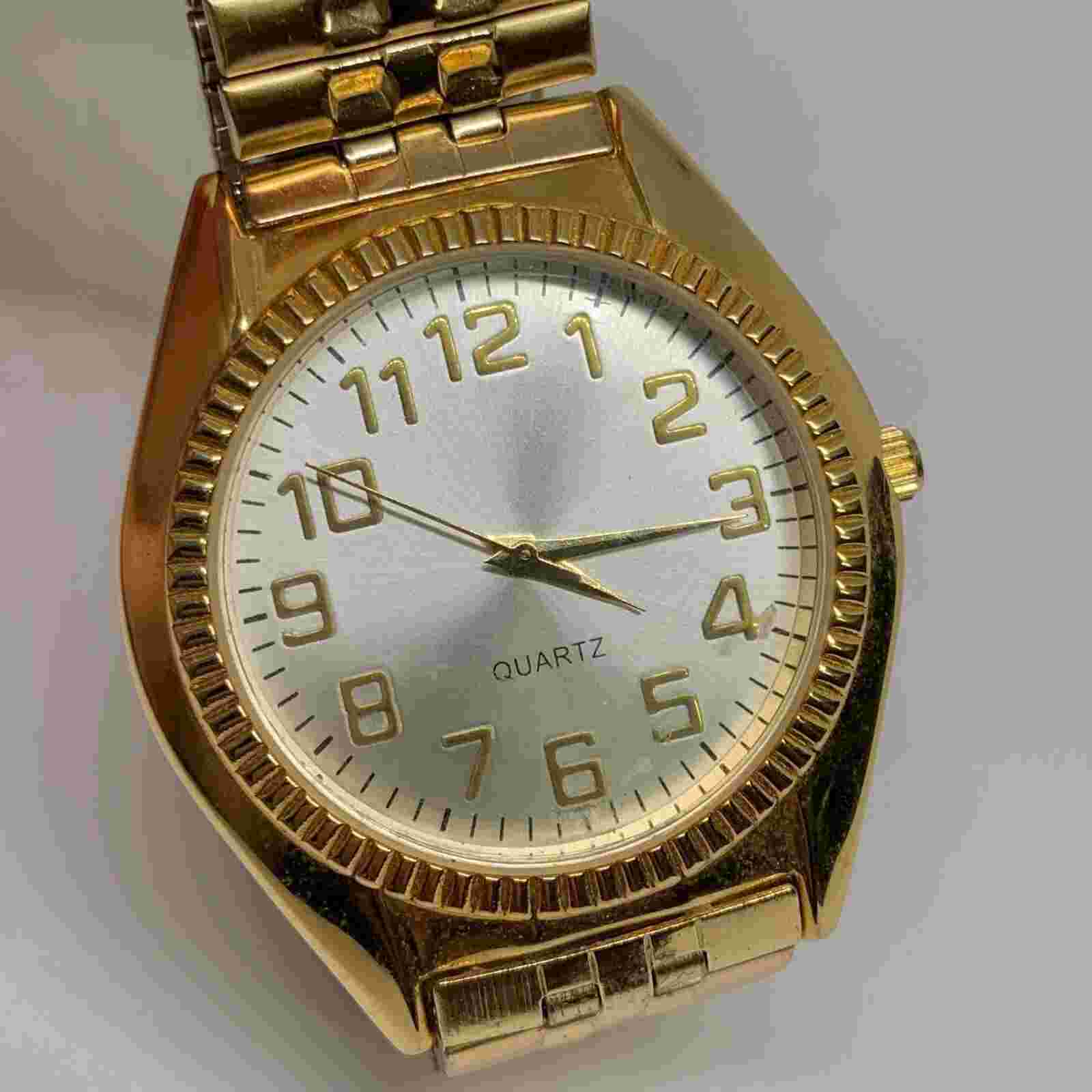 Puritan men’s classic gold tone wrist watch 38mm case size stretch band running