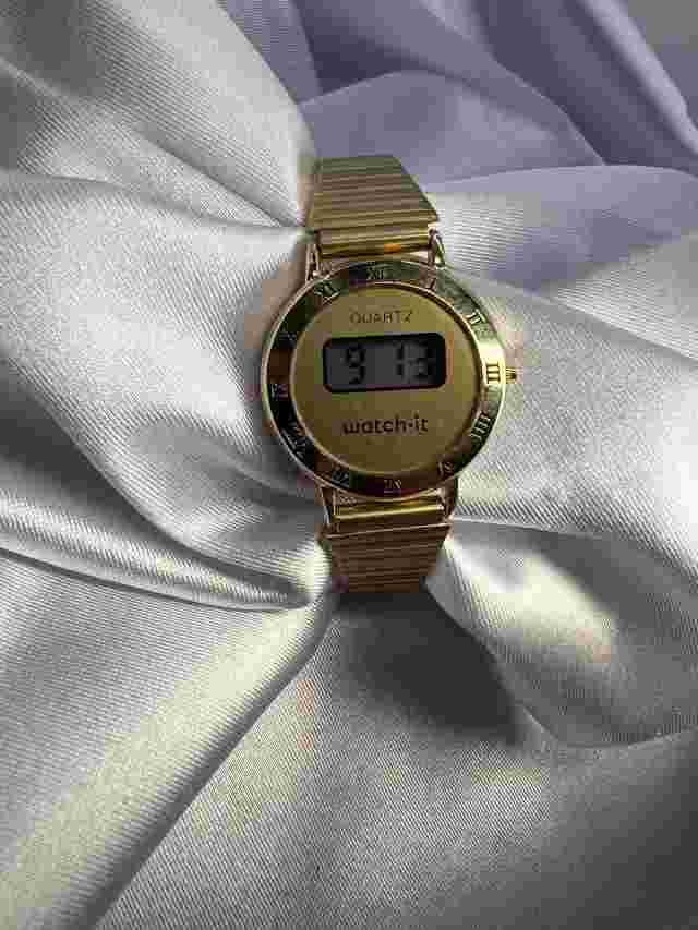 Vintage Gold Watch-It Digital Watch Women's 90s Y2k Preppy Dainty Petite Teen