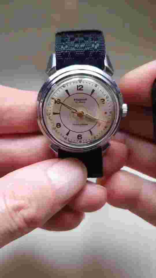 Vintage RODINA ( Motherland) 22 Jewels Automatic USSR Made Watch