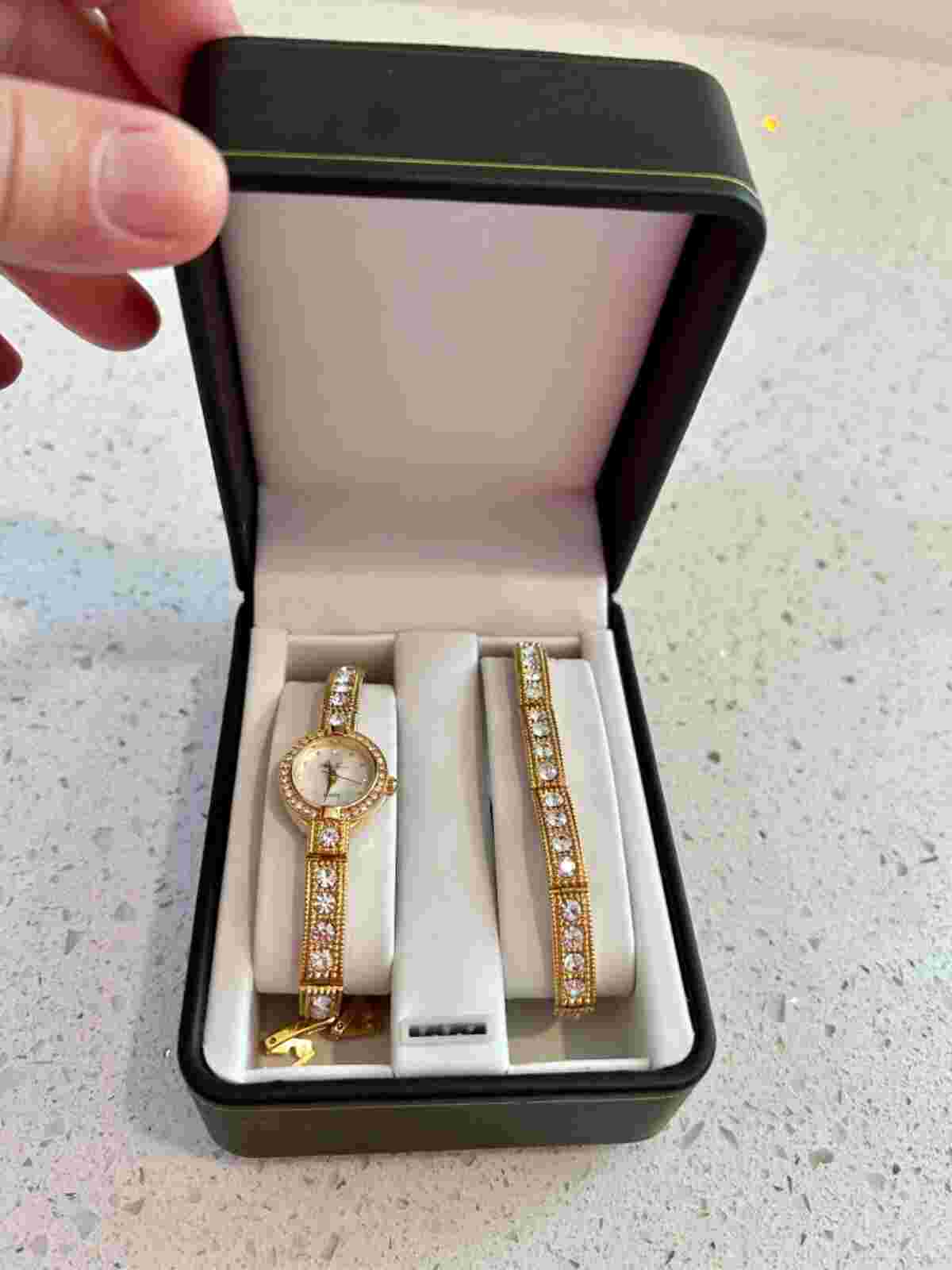 Kathie Lee Quartz Watch w/Matching Bracelet w/Box Mother of Pearl & Rhinestones