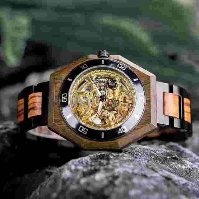 Successful Men's Metallic Wooden Automatic Mechanical Vintage gift Watch