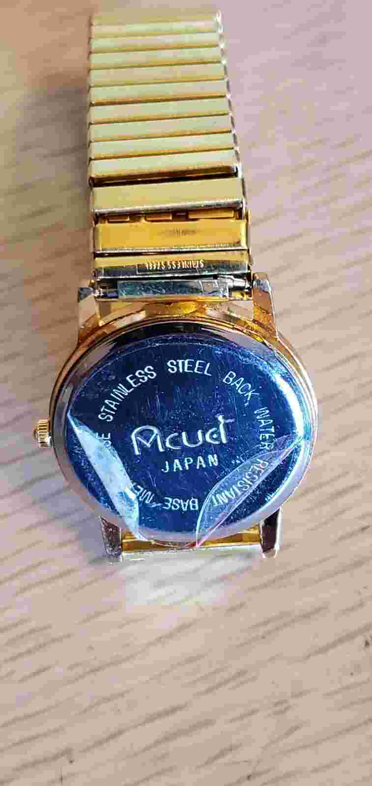 Vintage Acuet Japan Round Gold Tone Stretch Bracelet Band Watch