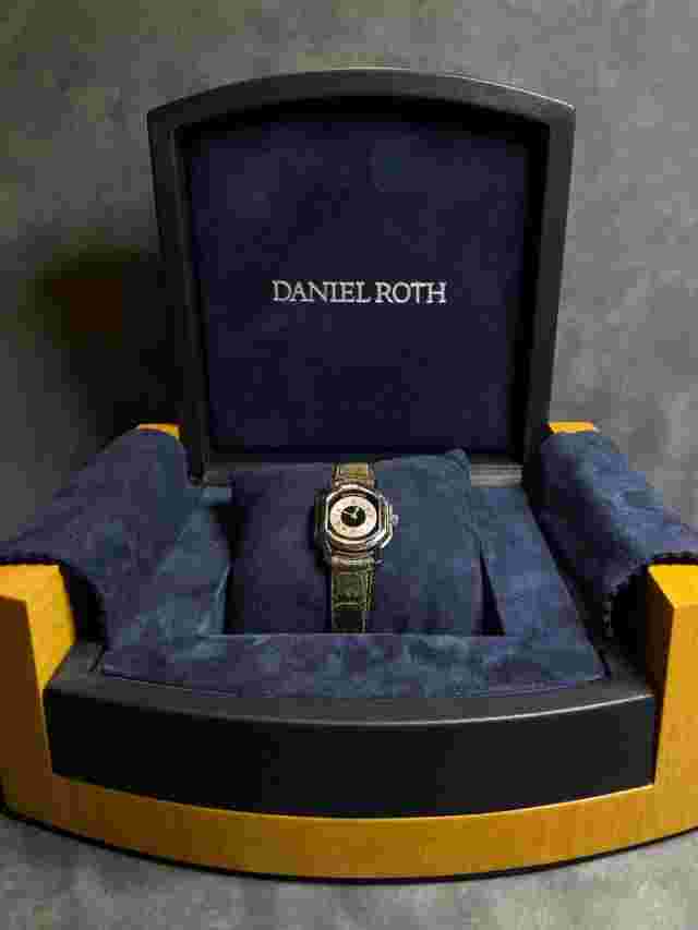 Daniel Roth Ladies 18K Gold