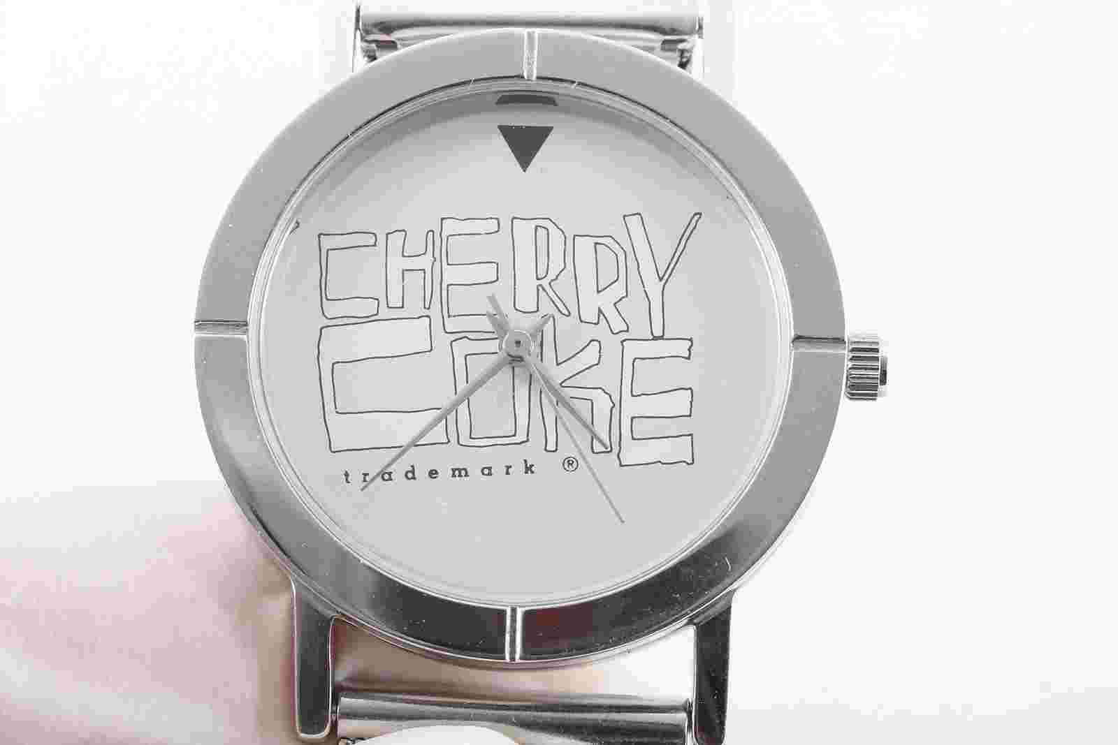 CHERRY COKE TRADEMARK W/ SILVER MESH BAND NEW BATTERY WRISTWATCH 6466