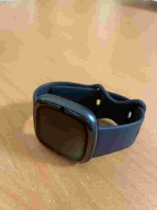 Fitbit Sense 2 Smartwatch FB521BKGB Near Mint Condition Complete Set