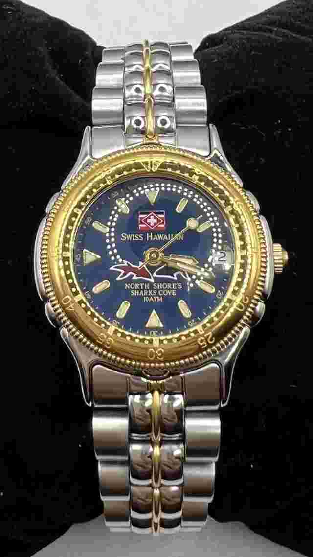 Swiss Hawaiian North Shore Shark's Cove Watch Blue Face Gold colored Bezel 91g