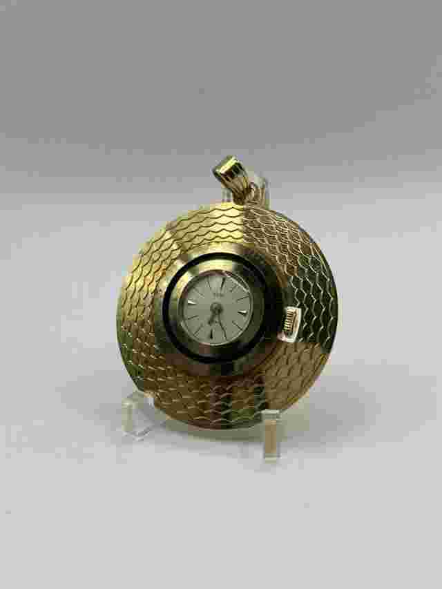 Fine Pocket Watch Pendant Watch Roxy Manual Wind In Beautiful Design, Works