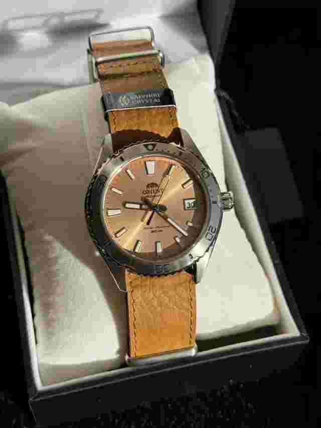 Orient Mako 40 Apricot RA-AC0Q05P30B Automatic Sapphire Crystal Wrist Watch JP