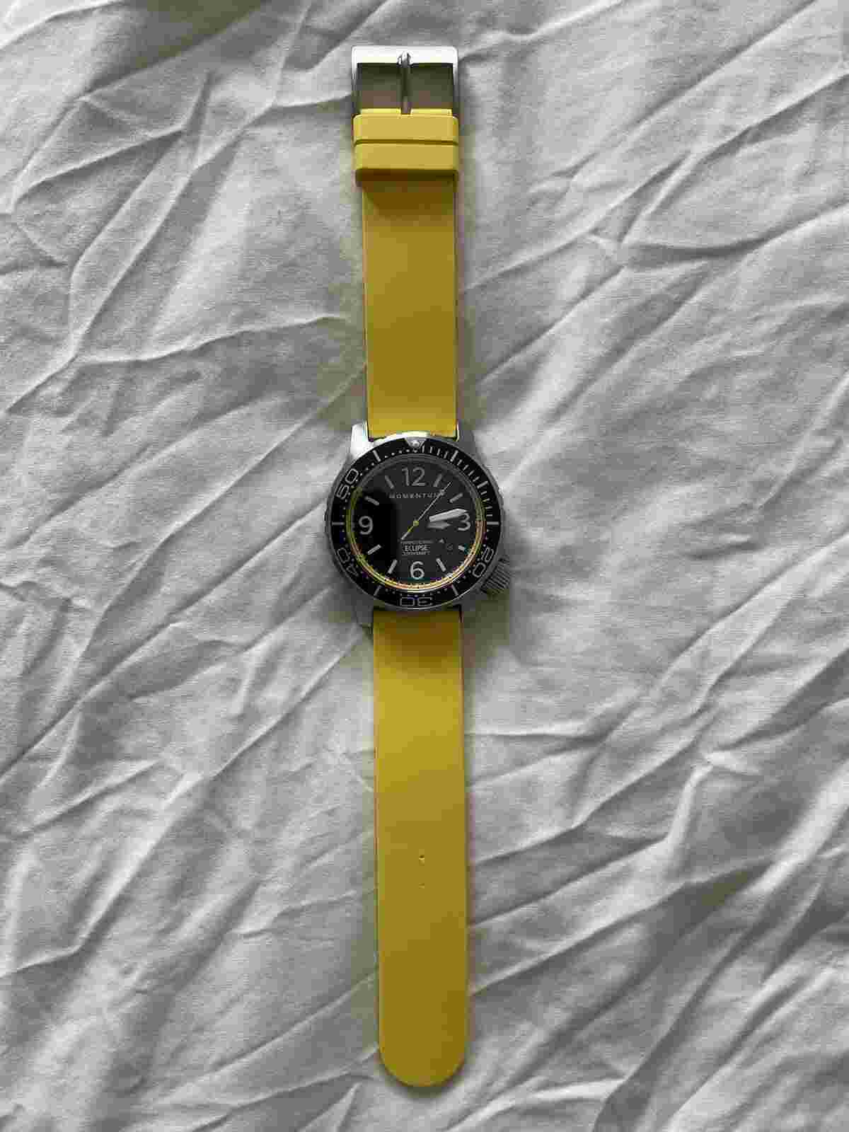 Momentum Torpedo Blast Eclipse Solar 44mm