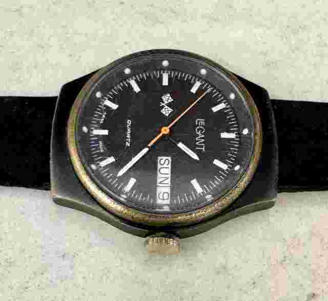 Vintage 70s SWISS Men’s LeGANT Racing Quartz Day/Date Orange Second RUNNING FINE
