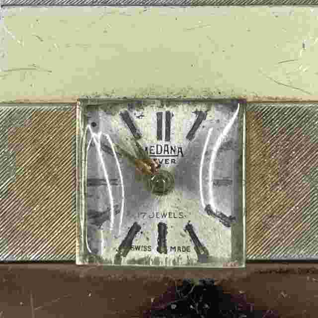 MEDANA LEVER PINK & GOLD LADIES BANGLE WATCH 1960'S Hand Winding 17 Jewels