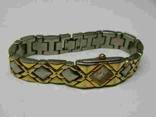 Beautiful FOREVER lady's/Woman's watch/wristwatch